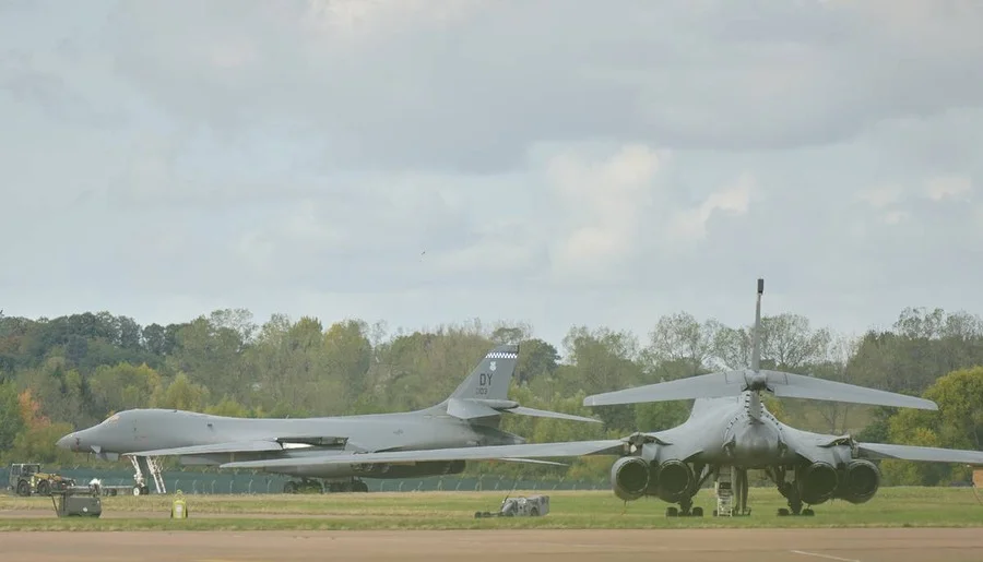 B-1 Lancer bomber aircraft